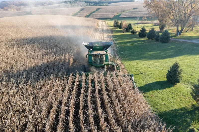 10월 생산 2.5%↓ 소비 3.5%↑