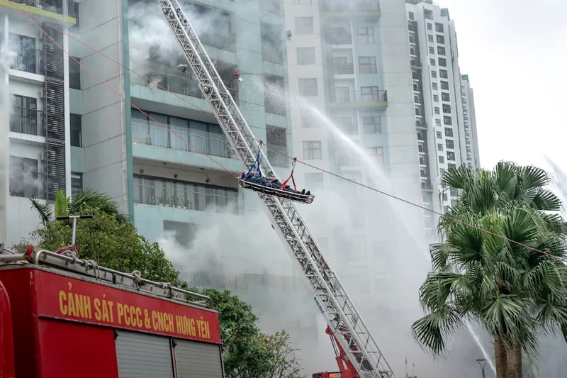 홍콩 아파트 화재 참사